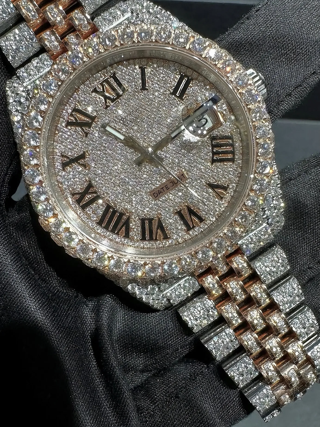 Luxury Overgild Rainbow Gemstone Bezel Chronograph Moissanite Diamond Watch