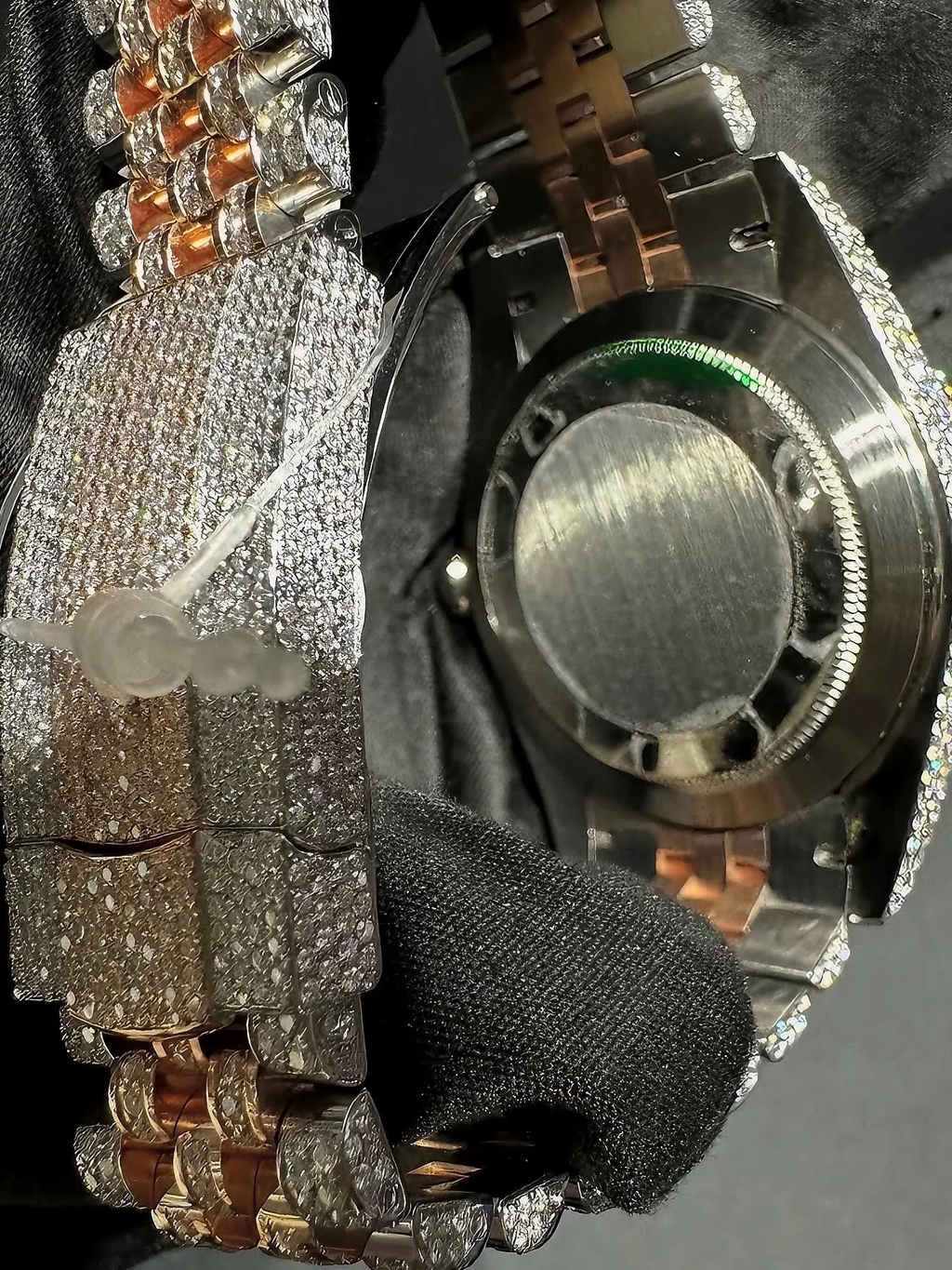 Luxury Overgild Rainbow Gemstone Bezel Chronograph Moissanite Diamond Watch